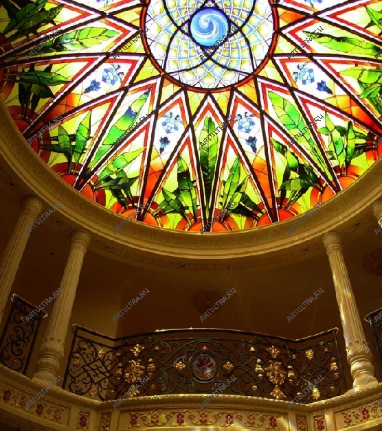 Детализация изображения – важный критерий при формировании цены витражей по технологии Тиффани